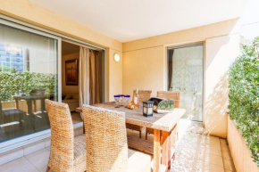 L'AVANT SCENE AP4291 By Riviera Holiday Homes